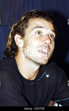 Glastonbury Festival 2002-Gavin Rossdale Banque D'Images