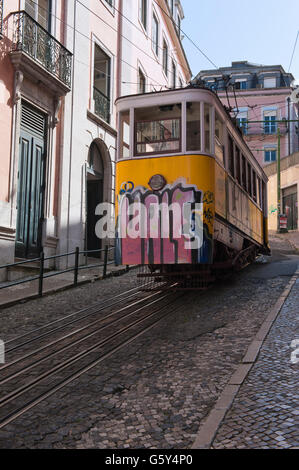 Elevador da Gloria, quartier du Chiado, Lisbonne, Portugal Banque D'Images