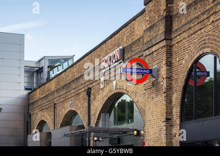 Overground Hoxton TFL gare, Londres, Angleterre Banque D'Images