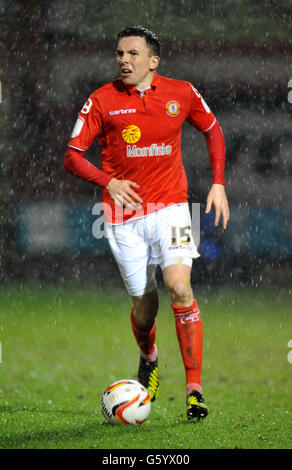 Soccer - Johnstone's Paint Trophy - Section du Nord - quart de finale - Crewe Alexandra et Doncaster Rovers - Alexandra Stadium. Gregor Robertson de Crewe Alexandra Banque D'Images