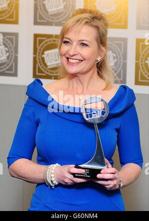 Carol Kirkwood, présentatrice de l'année aux prix TRIC 2013, à Grosvenor House, sur Park Lane, Londres. Banque D'Images