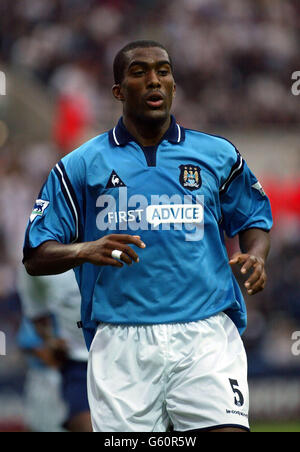 Sylvain Distin Mettomo de Manchester City FC Banque D'Images