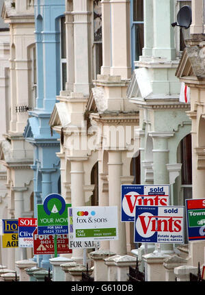 Propriété à vendre signes en Hastings Banque D'Images