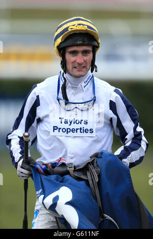 Courses hippiques - William Hill Lincoln Meeting - Premier jour - Hippodrome de Doncaster. Jockey Paul Mulrennan Banque D'Images