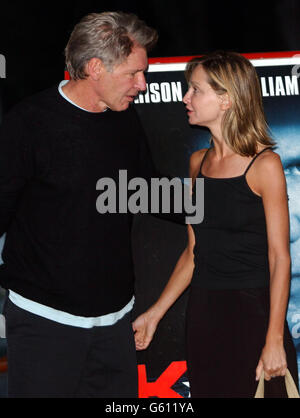 Harrison Ford et sa petite amie Calista Flockhart arrivent au Lido, à Venise, pour le 59e Festival international du film de Venise. Banque D'Images