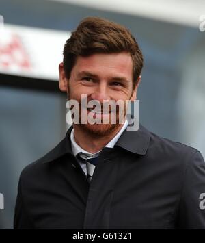 Football - Barclays Premier League - Swansea City / Tottenham Hotspur - Liberty Stadium.Andre Villas-Boas, directeur de Tottenham Hotspur Banque D'Images