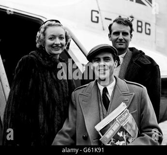 Dirk Bogarde, Julie Harris et Anthony Forwood Banque D'Images