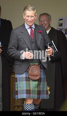 Son Altesse Royale le Prince de Galles visite Queens Cross church Banque D'Images