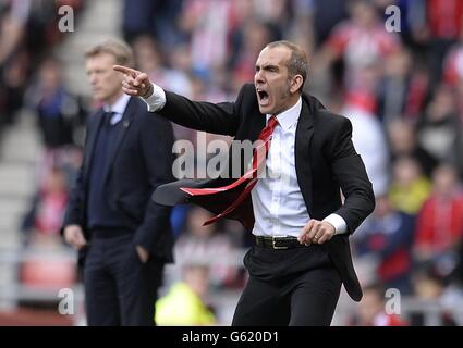 Football - Barclays Premier League - Sunderland / Everton - Stade de lumière. Paolo Di Canio, le directeur de Sunderland, sur la ligne de contact Banque D'Images