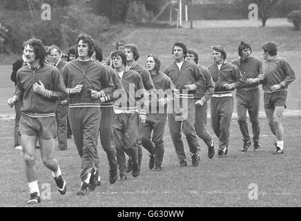 Soccer - Angleterre Squad Formation - Banque d'Angleterre la masse, Roehampton Banque D'Images