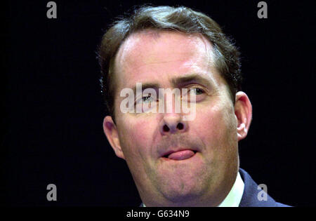 Le secrétaire à la Santé fantôme, le Dr Liam Fox, a fait son discours le premier jour de la Conférence du Parti conservateur, à Bournemouth. Banque D'Images