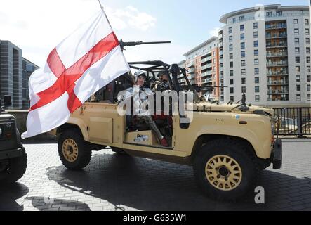 Répondre à la journée de l'armée à Leeds Banque D'Images