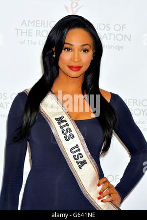 Miss USA 2012 Nana Meriwether, arrive pour le dîner de collecte de fonds des amis américains de la Royal Foundation au restaurant four Seasons de New York, aux États-Unis. Banque D'Images