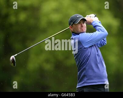 James Morrison d'Angleterre au deuxième jour du championnat BMW PGA 2013, au club de golf Wentworth. Banque D'Images