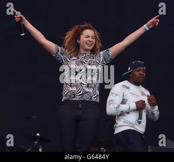 Rudimental en train de jouer au radio 1 Big Weekend à Ebrington Square à Londonderry, Irlande du Nord. Banque D'Images