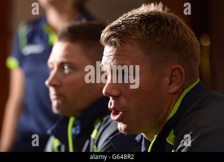 Cricket - David Warner et Michael Clarke Conférence de presse - Royal Garden Hotel Banque D'Images