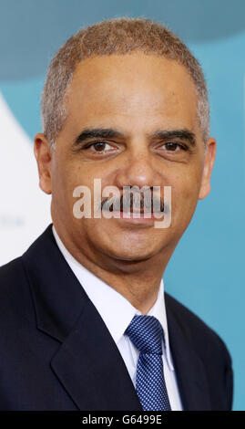 Le procureur général DES ÉTATS-UNIS, Eric Holder, arrive au moment où les responsables de l'UE et des États-Unis se rencontrent au château de Dublin pour discuter de la justice et des affaires intérieures. Banque D'Images