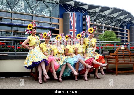 Les courses de chevaux - Le Royal Ascot 2013 - Jour deux - Ascot Racecourse Banque D'Images