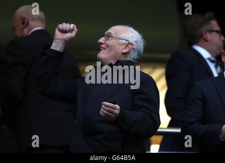 Soccer - Barclays Premier League - Chelsea / Tottenham Hotspur - Stamford Bridge.Bruce Buck, président de Chelsea, dans les tribunes Banque D'Images