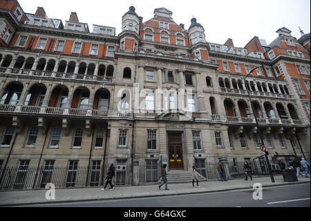 Vue générale de l'aile Clarence Memorial, qui fait partie de l'hôpital St Mary's à Praed Street, Londres. Banque D'Images