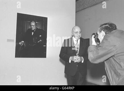 Yousuf Karsh et son portrait de Churchill. Banque D'Images