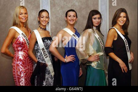 Les finalistes britanniques et irlandais pour Miss monde, (de gauche à droite), Miss Irlande du Nord - Gayle Williamson, 22, de Lurgan; Miss pays de Galles - Michelle Bush, 22, de Cardiff; Miss Irlande - Linda More Duffy, 22, de Galway; * ..Miss Écosse - Paula Murphy, 24, de Stirling;Miss England - Daniella Luan, 22 ans, d'Oxford ; assister à un gala de charité au Grosvenor House Hotel. Les quatre-vingt-dix-cinq finalistes nationaux se rendent au Nigeria demain, avant la finale de décembre. Banque D'Images