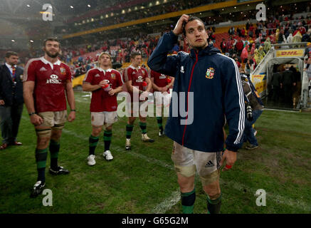 Les Lions britanniques et irlandais Sam Warburton après le coup de sifflet final lors du match des Lions britanniques et irlandais au Suncorp Stadium, Brisbane, Australie. APPUYEZ SUR ASSOCIATION photo. Date de la photo: Samedi 8 juin 2013. Voir l'histoire de PA RUGBYU Lions. Le crédit photo devrait se lire comme suit : David Davies/PA Wire. RESTRICTIONS: , utilisation non commerciale, les photographies ne peuvent être modifiées ou ajustées autrement que dans le cadre de la pratique journalistique ou éditoriale normale (y compris le recadrage/la manipulation à des fins de mise en forme ou de superposition de légendes/titres). Pour plus d'informations, appelez le 44 (0)1158 447447. Banque D'Images