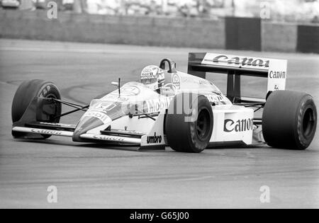 Courses automobiles - Grand Prix de Grande-Bretagne - Silverstone - Nigel Mansell - 1987.Nigel Mansell dans une Williams-Honda lors du Grand Prix britannique qui s'est tenu à Silverstone. Banque D'Images