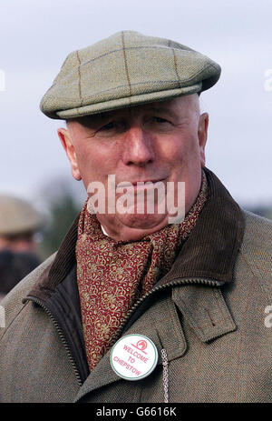 Sir Stanley Clarke.Sir Stanley Clarke CBE, président de l'hippodrome de Chepstow à Chepstow. Banque D'Images