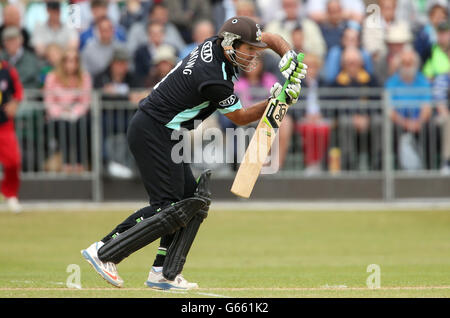 Cricket - Yorkshire Bank 40 - Groupe B - Surrey / Lancashire Lightning - The Sports Ground. Ricky Ponting, Surrey Banque D'Images