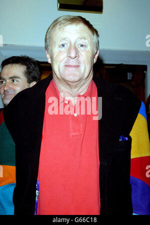 Chris Tarrant, DJ et présentateur de télévision, arrive à BAFTA Piccadilly pour une fête qui célèbre le 20e anniversaire de TV-Am. Banque D'Images