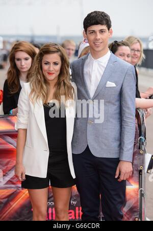 Caroline Flack et Matt Richardson arrivent aux auditions de X Factor, à Excel London. Banque D'Images