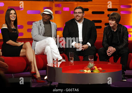 (De gauche à droite) Sandra Bullock, Samuel L Jackson, Nick Frost et Jake Bugg pendant le tournage du Graham Norton Show aux London Studios, à Londres, pour être transmis sur BBC One vendredi. Photo datée du 12/06/13 Banque D'Images