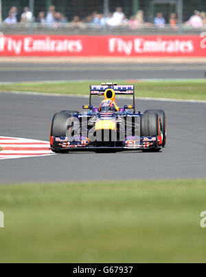 Courses automobiles - Championnat du monde de Formule 1 2013 - Grand Prix de Grande-Bretagne - course - Silverstone.Mark Webber de Red Bull Racing lors du Grand Prix britannique de Santander 2013 sur le circuit Silverstone, à Towcester. Banque D'Images