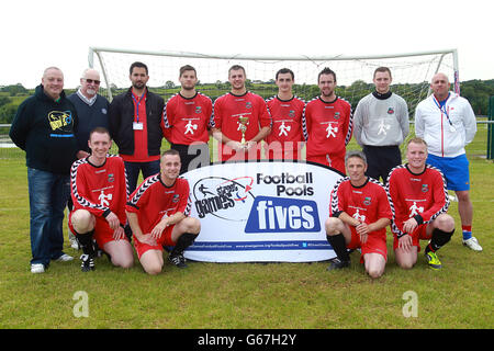 Sports - StreetGames football pools Fives - Castlereagh. Dundonald football Club Banque D'Images