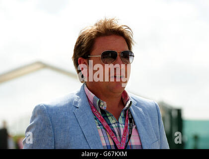 Courses automobiles - Championnat du monde de Formule 1 2013 - Grand Prix de Grande-Bretagne - course - Silverstone.James Martin, chef de la télévision, lors du Grand Prix britannique de Santander de 2013 au circuit de Silverstone, à Towcester. Banque D'Images