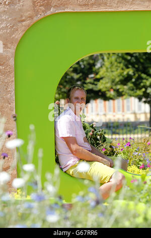 RHS Hampton court Palace Flower Show 2013.Matthew Childs avec son Ecover Garden qui a remporté le meilleur spectacle au RHS Hampton court Palace Flower Show. Banque D'Images