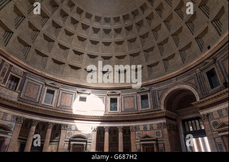 Panthéon de Rome Italie Vue de l'intérieur Banque D'Images