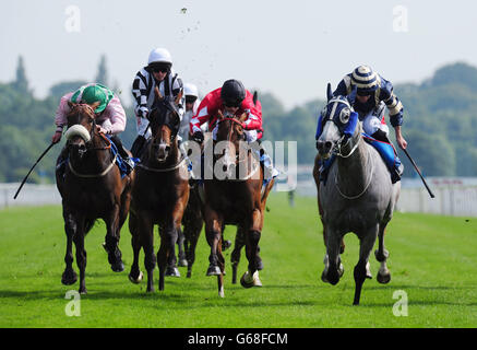 Les courses de chevaux - 2013 John Smith's Cup - Réunion de l'été - Hippodrome de York Banque D'Images