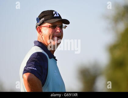 Sandy Lyle en Écosse pendant la deuxième journée du Championnat d'Open 2013 au Club de golf de Muirfield, East Lothian. Banque D'Images