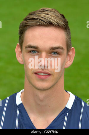 Football - Millwall FC Photocall - The Den. Thomas Bender, Millwall Banque D'Images