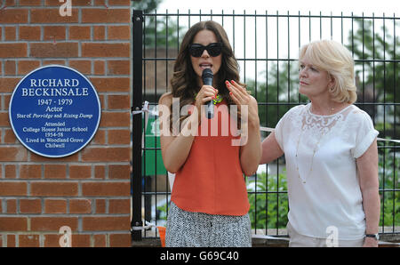 Richard Beckinsale Dévoilement d'une plaque - Nottingham Banque D'Images