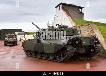 Le Comté de Durham, Royaume-Uni, Hartlepool Pointe, batterie, Musée Heugh tanks sur l'affichage Banque D'Images