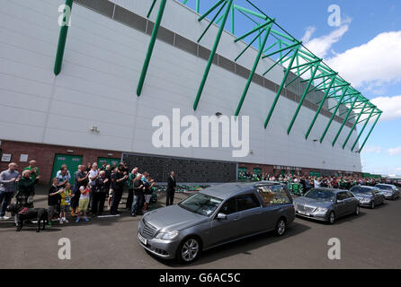 Lawrie Reilly funeral Banque D'Images