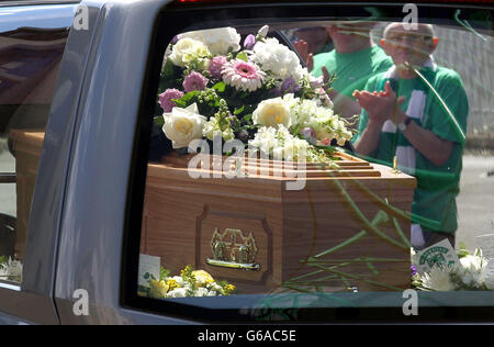 Lawrie Reilly funeral Banque D'Images