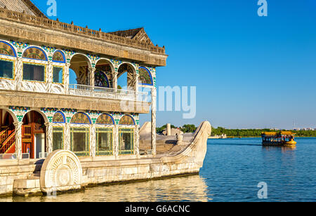 Bateau de Marbre au Palais d'été à Beijing Banque D'Images