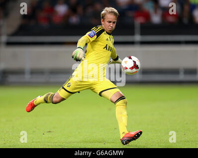 Football - pré saison amicale - AIK Solna v Manchester United - Friends Arena. Patrik Carlgren, gardien de but de l'AIK Solna Banque D'Images