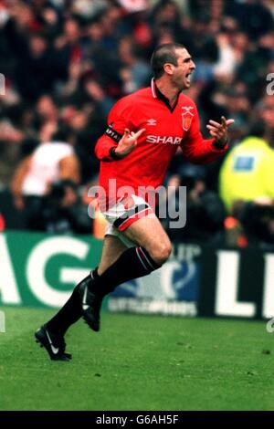 Football - FA Cup - Littlewoods Final - Manchester United v Liverpool Banque D'Images