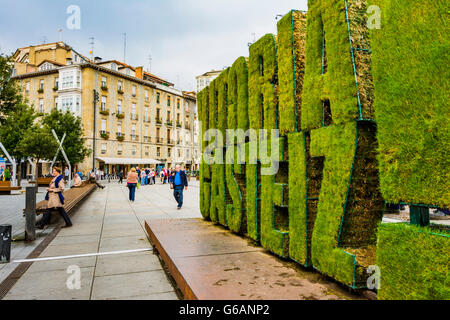 Sculpture végétale, Virgen Blanca Square. Vitoria-Gasteiz, Alava, Pays Basque, Espagne, Europe Banque D'Images