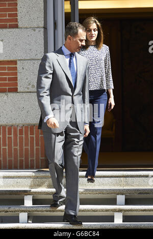 Madrid, Madrid, Espagne. 24 Juin, 2016. Le roi Felipe VI d'Espagne, la Reine Letizia d'Espagne ont assisté à une audience par le Conseil de Fondation Comité Espagnol des United World Colleges, sponsors et des bourses d'étudiants boursiers au Palais de la Zarzuela, le 24 juin 2016 à Madrid Crédit : Jack Abuin/ZUMA/Alamy Fil Live News Banque D'Images